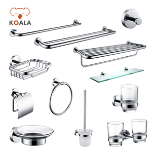 Spazi di lusso Set di accessori da bagno per hotel moderni ed eleganti