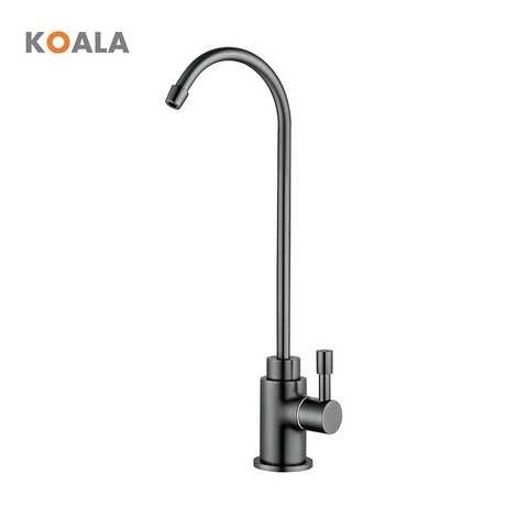 Grifo de cocina con filtro de agua de moda de l&iacute;neas suaves 